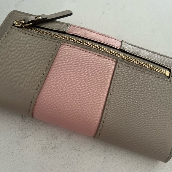 Kate Spade original leather two-tone wallet - Picture 3 of 5